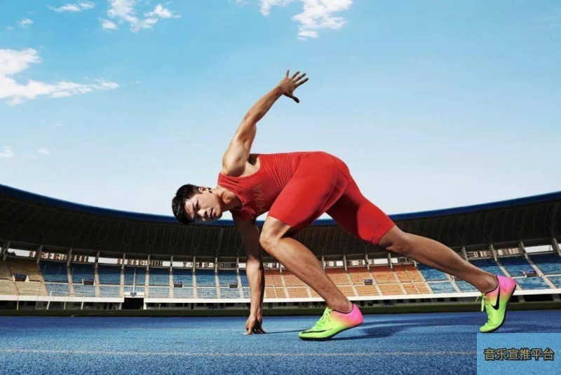 KD：乔丹等传奇为我们树立了标准，我只是努力达到那个标准