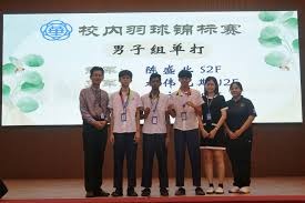 2015年8月：多伦多蓝鸟队单月狂轰35支本垒打，战绩跃居美联东区第一。